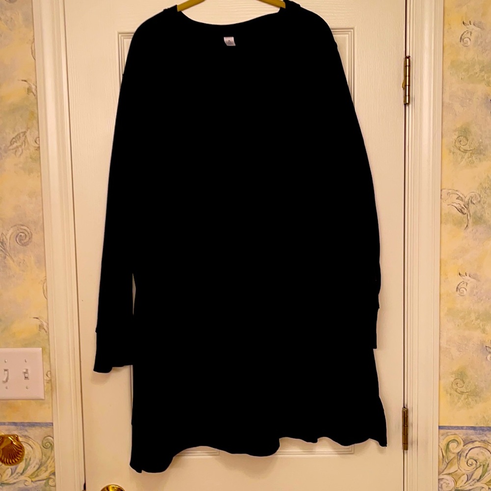 Women’s Tunic (sweatshirt material)